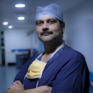 Dr. Abhijit Agashe, Consultant Orthopedic and Joint Replacement Surgeon at Sahyadri Hospitals, Robotic Assisted Surgery Benefits